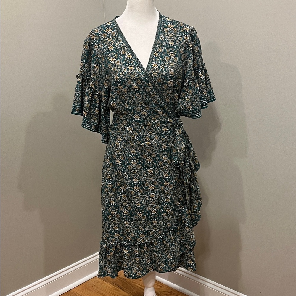 Floral Wrap Dress in Green